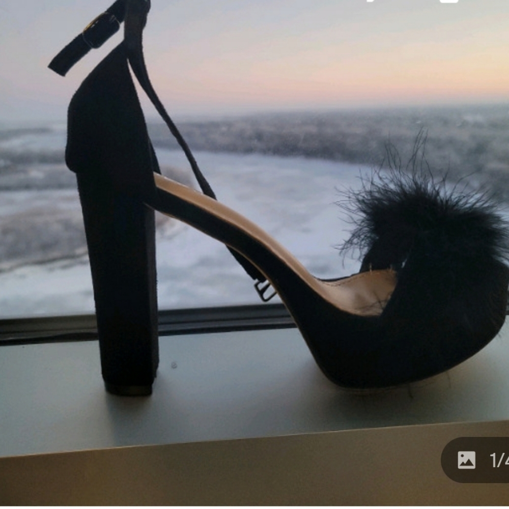 Shoes - Picture 5 of 5
